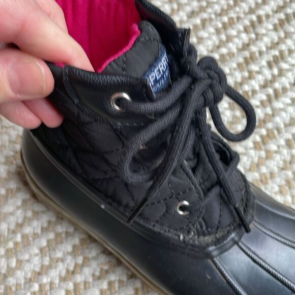 Girls Sperry Boots no laces - Picture 10 of 15